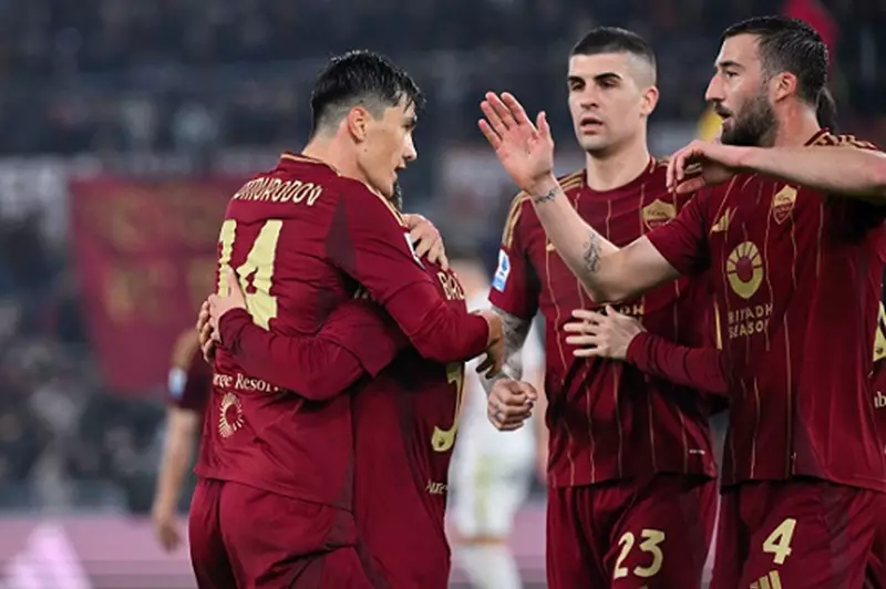 الدوري الأوروبي.. روما يقلب الطاولة على بلباو.. وفرانكفورت يحول تأخره إلى فوز ثمين